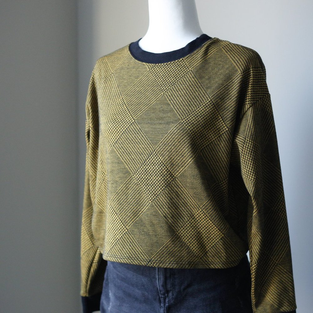 Forever 21 Contrast Trim Glen Plaid Top - Picture 3 of 6